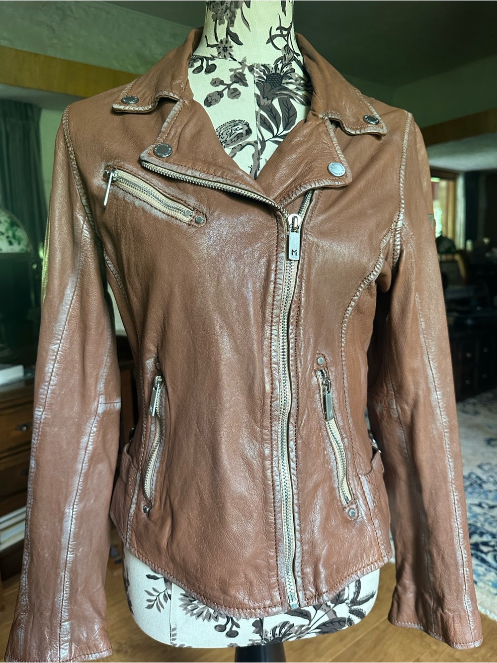 Mauritius Women's Brown Leather Moto Jacket - Classic Biker Style L